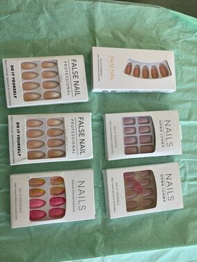 Assorted Press-On Nail Sets in Neutral & Pink Shades